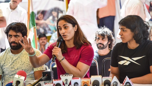 Wrestlers protest: Decision by khap leaders ‘could hurt the nation,’ says Vinesh Phogat