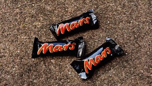 Why Mars chocolate bar is ditching its traditional wrapper Why Mars chocolate bar is ditching its traditional wrapper