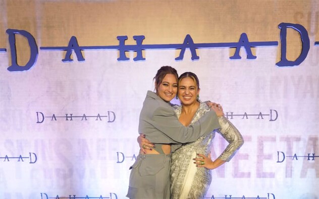 ‘Double XL’ stars Sonakshi Sinha and Huma Qureshi had a reunion. Dahaad garnered much love from the attendees, who gave the series a roaring applause and appreciated the thrilling suspense, and the intense performances delivered by the phenomenal cast of the series.