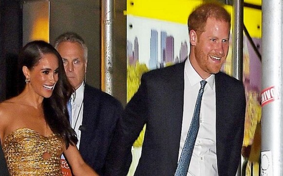 SHOCKING! How irresponsible Harry, Meghan almost hit pedestrians in the car chase drama