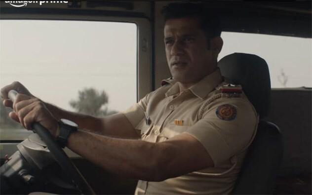 <strong>Parghi opens up his vulnerable side</strong><br />Tumbad fame Sohum Shah shines brilliantly as Inspector Parghi, a cop who transitions from being corrupt to virtuous. In the bleak world he inhabits, Parghi grapples with the overwhelming responsibility of bringing a new life into such a troubled environment. Consumed by fear, the quintessential male cop is horrified to the point of vomiting. A pivotal moment occurs when he finally confesses to his wife that he is not ready to embrace fatherhood, showcasing Shah’s exceptional acting range. <strong>Parghi opens up his vulnerable side</strong><br />Tumbad fame Sohum Shah shines brilliantly as Inspector Parghi, a cop who transitions from being corrupt to virtuous. In the bleak world he inhabits, Parghi grapples with the overwhelming responsibility of bringing a new life into such a troubled environment. Consumed by fear, the quintessential male cop is horrified to the point of vomiting. A pivotal moment occurs when he finally confesses to his wife that he is not ready to embrace fatherhood, showcasing Shah’s exceptional acting range.