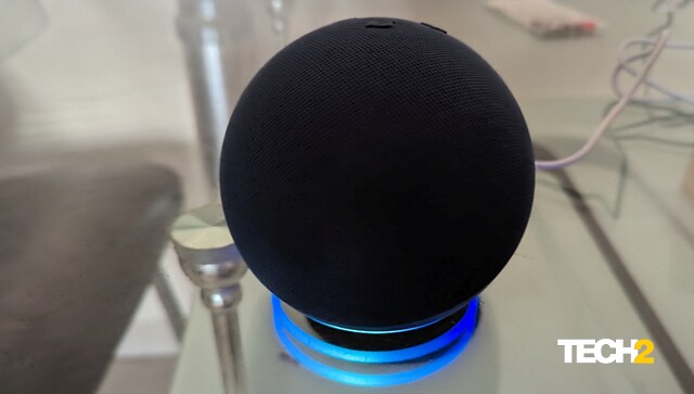 Amazon Echo Dot (5th Gen) Smart Speaker Review Light ring1