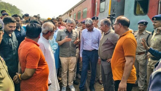 Odisha Train Accident: Damaged tracks will be operational by Wednesday, says Railway Minister Odisha Train Accident: Damaged tracks will be operational by Wednesday, says Railway Minister