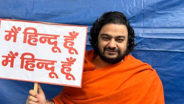 Man on mission to unite Sanatan Dharma begging not for alms but pledge of Hindu unity