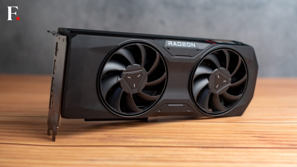 AMD Radeon 7800XT-2