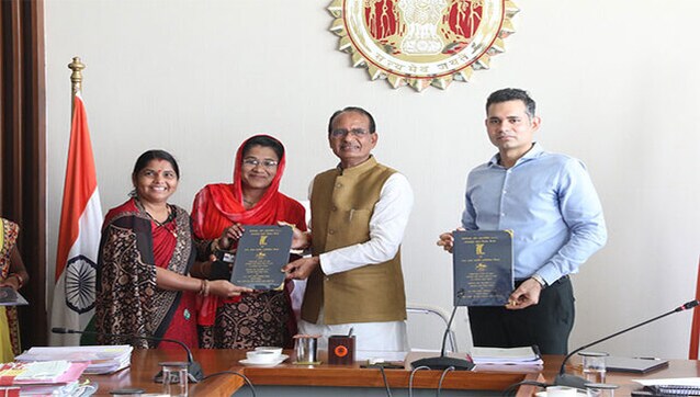 Madhya Pradesh: Women to run toll plazas; MoU signed with women self-help groups Madhya Pradesh: Women to run toll plazas; MoU signed with women self-help groups