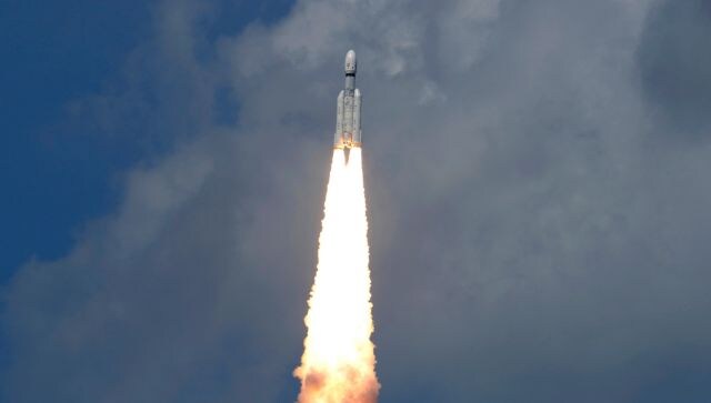 Chandrayaan-1: Data suggests electrons from Earth forming water on Moon
