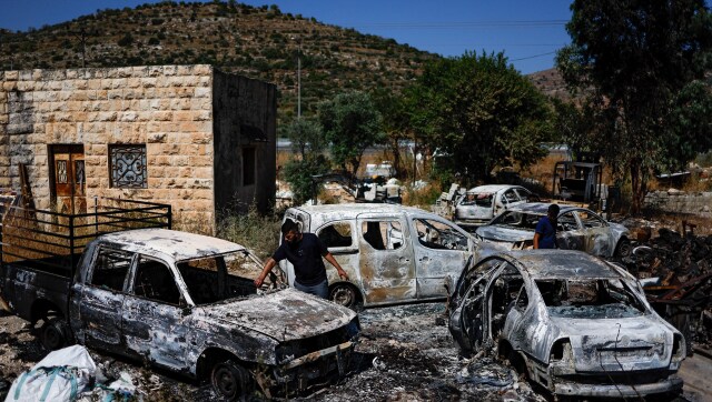 UK imposes sanctions on Israeli settlers for Attacks on Palestinians