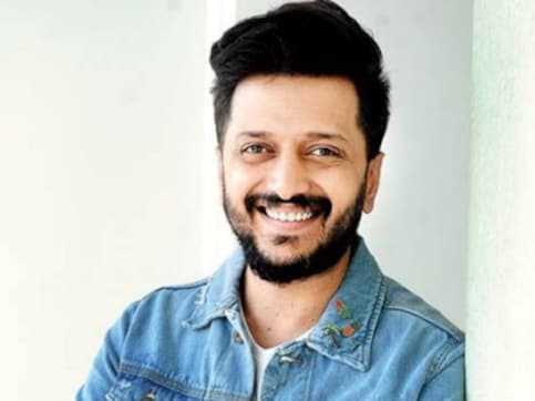 Riteish Deshmukh to play a vertically challenged villain in Marjaavaan, confirms director Milap Zaveri Riteish Deshmukh to play a vertically challenged villain in Marjaavaan, confirms director Milap Zaveri