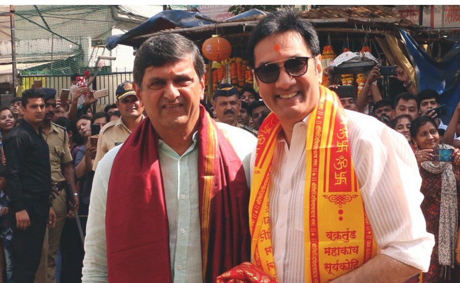 Prakash Padukone and Jugjeet Singh Bhavnani together outside the Siddhivinaayak temple. Sachin Gokhale Prakash Padukone and Jugjeet Singh Bhavnani together outside the Siddhivinaayak temple. Sachin Gokhale