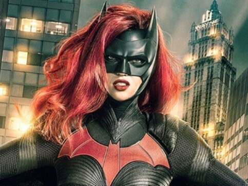 Batwoman series with Ruby Rose green lit by CW, to be helmed by Game of Thrones director David Nutter Batwoman series with Ruby Rose green lit by CW, to be helmed by Game of Thrones director David Nutter