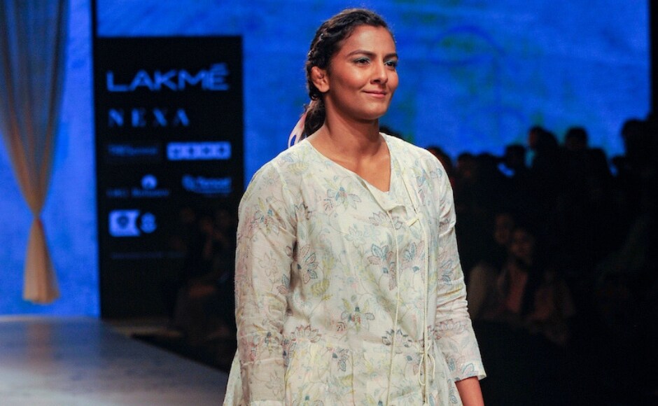 Wrestling champion Geeta Phogat was the showstopper for Rina Singh's collection ‘Post Cards from Summer’ Wrestling champion Geeta Phogat was the showstopper for Rina Singh's collection ‘Post Cards from Summer’