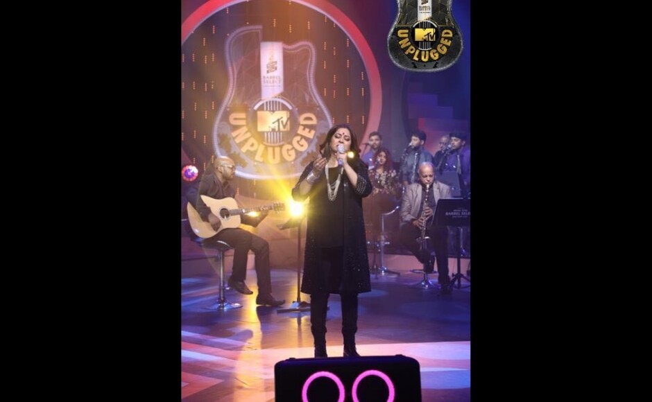 Reha presented two of her original compositions 'Yeh Jag Laage Soona Soona' and 'Main Tenu Fir Milaangi' at Royal Stag Barrel Select MTV Unplugged S8 Reha presented two of her original compositions 'Yeh Jag Laage Soona Soona' and 'Main Tenu Fir Milaangi' at Royal Stag Barrel Select MTV Unplugged S8