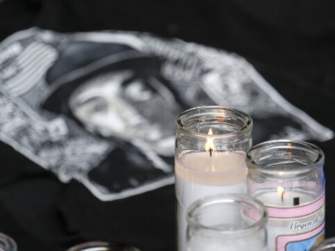 Rapper Nipsey Hussle's suspected killer arrested after avoiding authorities for two days, says LA police Rapper Nipsey Hussle's suspected killer arrested after avoiding authorities for two days, says LA police