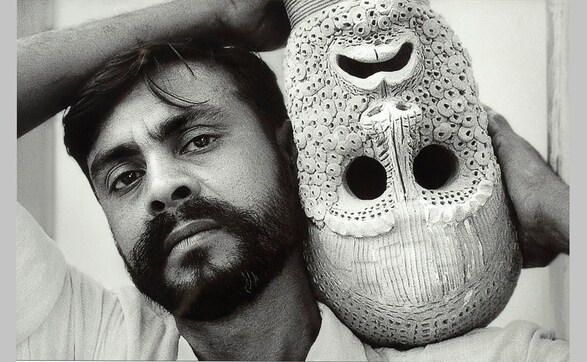 Rare documentary photographs by Jyoti Bhatt feature MF Husain, Krishen Khanna among others Rare documentary photographs by Jyoti Bhatt feature MF Husain, Krishen Khanna among others