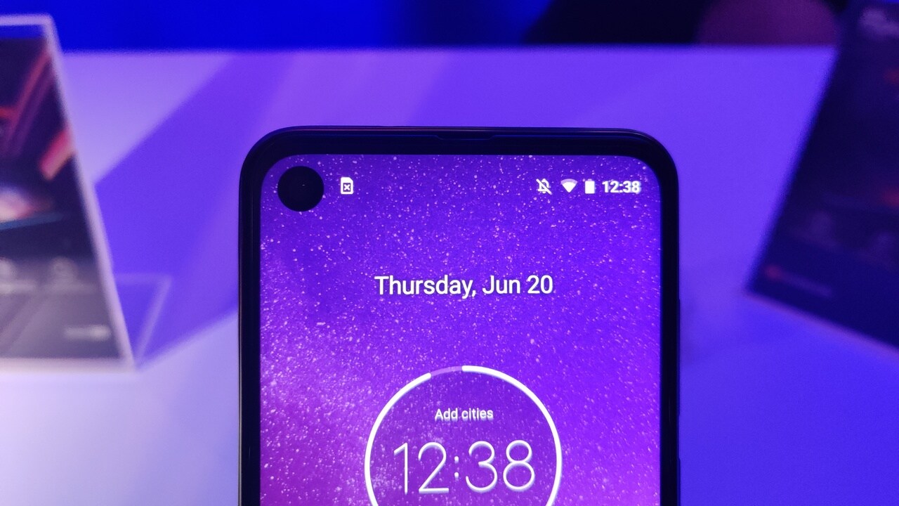 Moto One Vision.