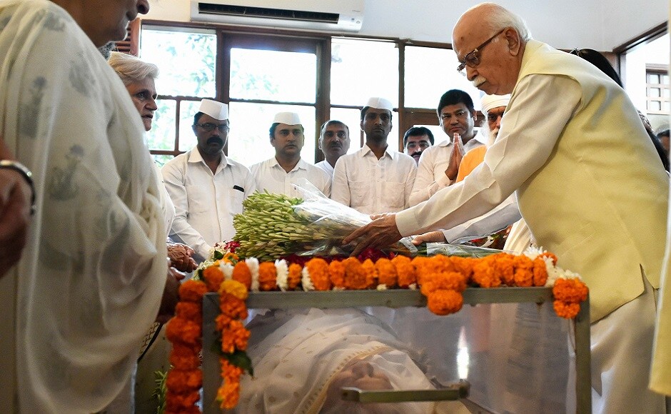 Leaders across party lines paid tributes to the stalwart as veteran BJP leader LK Advani and former external affairs minister Sushma Swaraj visited Dikshit's residence and paid their respects. PTI Leaders across party lines paid tributes to the stalwart as veteran BJP leader LK Advani and former external affairs minister Sushma Swaraj visited Dikshit's residence and paid their respects. PTI