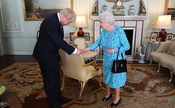 Boris Johnson becomes British prime minister, promises to leave EU on 31 October with 'no ifs, no buts' Boris Johnson becomes British prime minister, promises to leave EU on 31 October with 'no ifs, no buts'