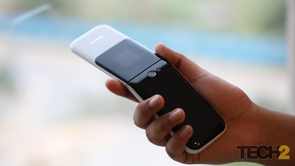 The Nokia 2270 Flip also has Google Assistant , an emergency button and a standby period of 27 days. The Nokia 2270 Flip also has Google Assistant , an emergency button and a standby period of 27 days.