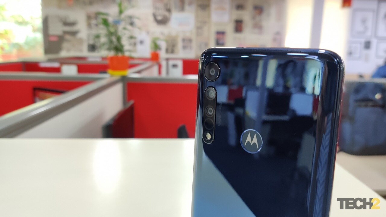 Dedicated Macro Vision lens on the phone.