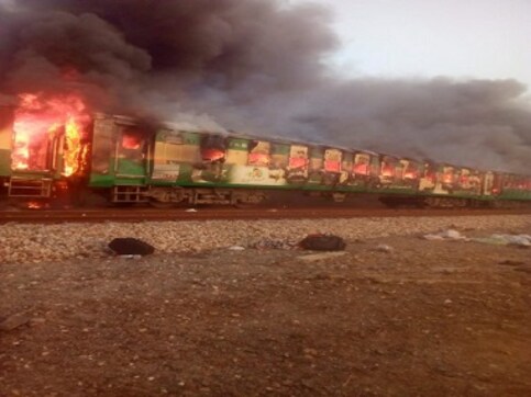 Pakistan fire: 73 killed, several others injured in Liaqatpur after blaze breaks out in three coaches of Karachi-Rawalpindi Tezgam Express Pakistan fire: 73 killed, several others injured in Liaqatpur after blaze breaks out in three coaches of Karachi-Rawalpindi Tezgam Express