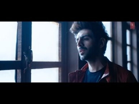 Pati Patni Aur Woh song Dilbara by Sachet-Parampara captures Kartik Aaryan's angst as a lovelorn guy Pati Patni Aur Woh song Dilbara by Sachet-Parampara captures Kartik Aaryan's angst as a lovelorn guy