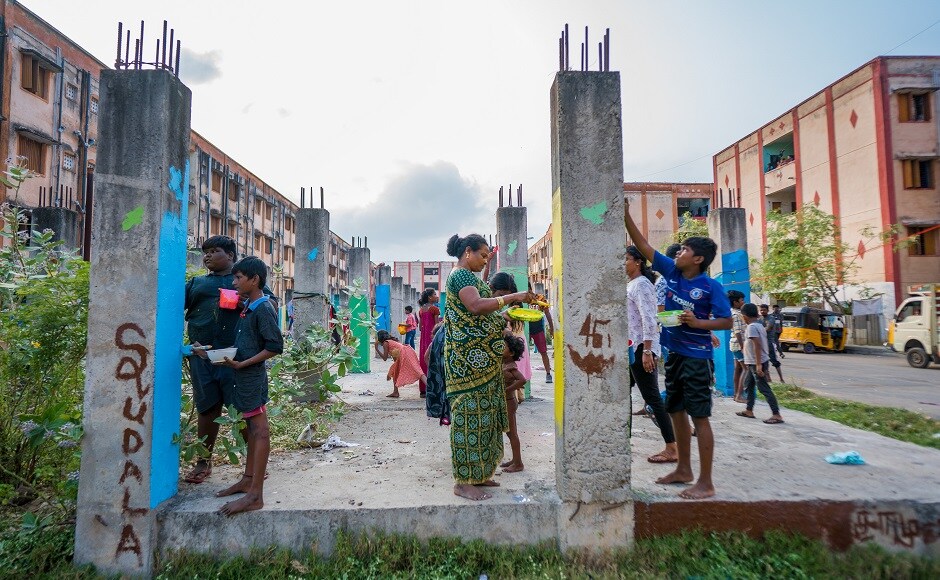 Owing to the distance between the site and the residents’ original places of habitation, a considerable number of residents lost their livelihoods upon being rehabilitated. While the crisis of unemployment is rampant in the neighbourhood, several residents are forced to take up odd and menial jobs to make ends meet. Owing to the distance between the site and the residents’ original places of habitation, a considerable number of residents lost their livelihoods upon being rehabilitated. While the crisis of unemployment is rampant in the neighbourhood, several residents are forced to take up odd and menial jobs to make ends meet.