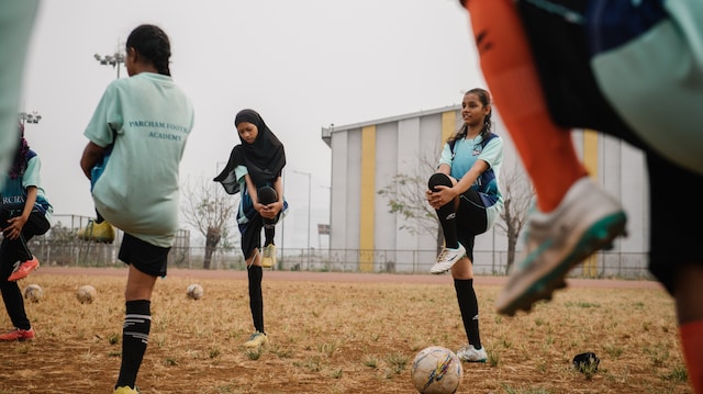 Under the Open Sky: Mumbra's girls find freedom, reclaim public space through football Under the Open Sky: Mumbra's girls find freedom, reclaim public space through football
