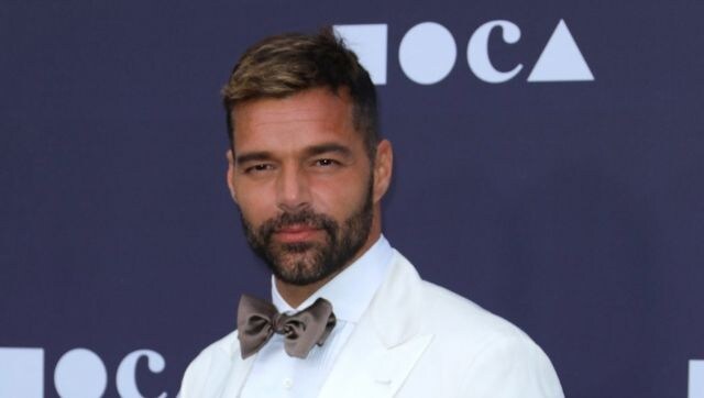Ricky Martin drops surprise EP Pausa, says making music worked like 'medicine' for his anxiety Ricky Martin drops surprise EP Pausa, says making music worked like 'medicine' for his anxiety