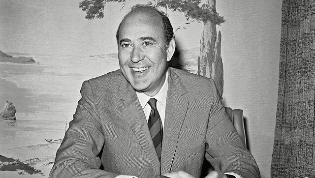 Carl Reiner passes away aged 98; Mel Brooks, Steve Martin, Adam Sandler remember comedy icon Carl Reiner passes away aged 98; Mel Brooks, Steve Martin, Adam Sandler remember comedy icon