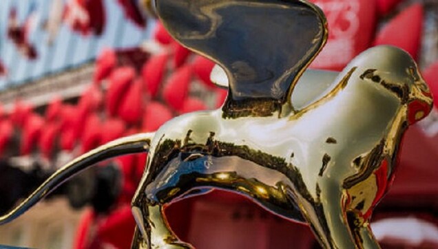 Venice International Film Festival guidelines mandate participants wear masks during screenings Venice International Film Festival guidelines mandate participants wear masks during screenings