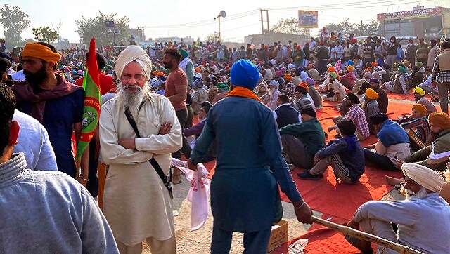 Farmers Protest LIVE Updates: Farmer at Delhi-Haryana border dies due to cold, claims report; didn't receive SC notice, says BKU leader