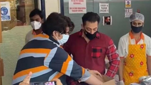 Watch: Salman Khan distributes 5,000 food packets to coronavirus frontline workers in Mumbai