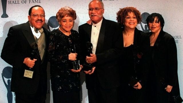 Pervis Staples, member of legendary gospel group The Staple Singers, passes away in Illinois at age 85