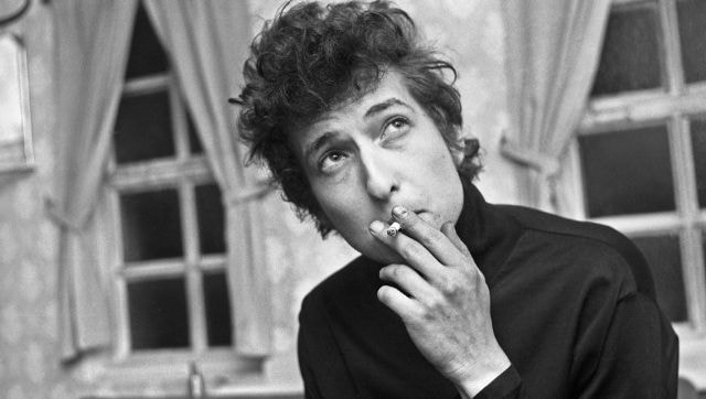 Bob Dylan, the grim-faced protest singer turned Nobel-winning poet, has been an unlikely comedian throughout his career Bob Dylan, the grim-faced protest singer turned Nobel-winning poet, has been an unlikely comedian throughout his career