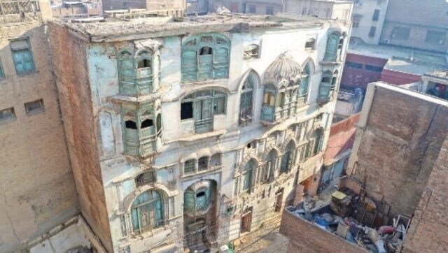 Dilip Kumar, Raj Kapoor's ancestral homes should be converted into tourist spots, says Pakistan heritage expert Dilip Kumar, Raj Kapoor's ancestral homes should be converted into tourist spots, says Pakistan heritage expert