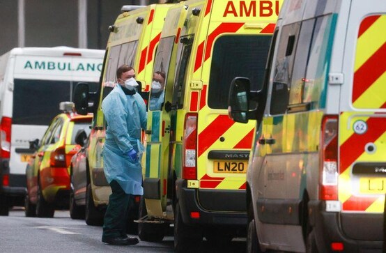 UK reports highest daily COVID-19 deaths since April UK reports highest daily COVID-19 deaths since April