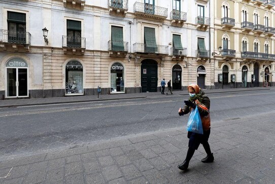 Italy reports 488 coronavirus deaths and 13,331 new cases Italy reports 488 coronavirus deaths and 13,331 new cases
