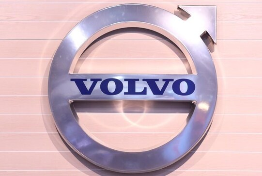 Volvo Cars raises over $200 million from new euro bond Volvo Cars raises over $200 million from new euro bond