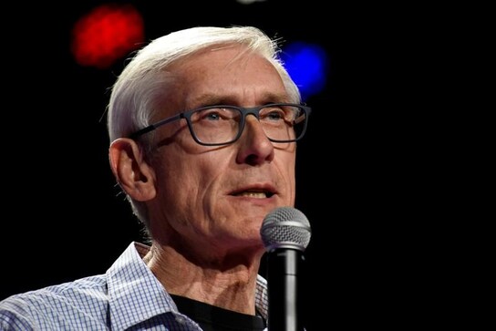 Wisconsin governor pulls troops from U.S.-Mexico border Wisconsin governor pulls troops from U.S.-Mexico border