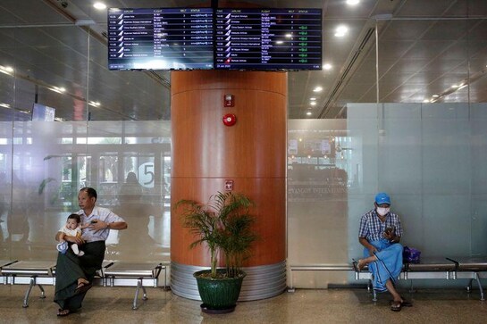 Myanmar closes international airport in Yangon - manager Myanmar closes international airport in Yangon - manager