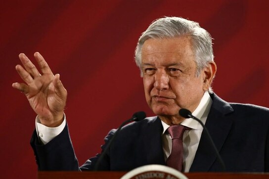 'Robin Hood' Mexican president says to return stolen wealth to the people 'Robin Hood' Mexican president says to return stolen wealth to the people