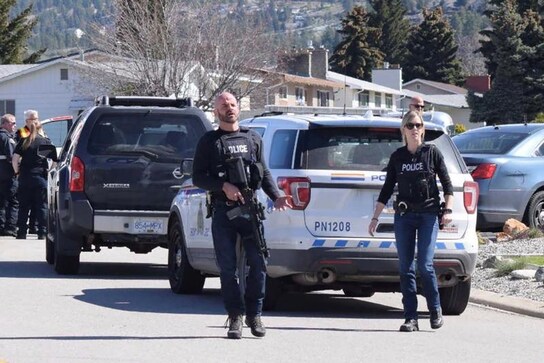Four dead after Canada shootings, man in custody: police Four dead after Canada shootings, man in custody: police