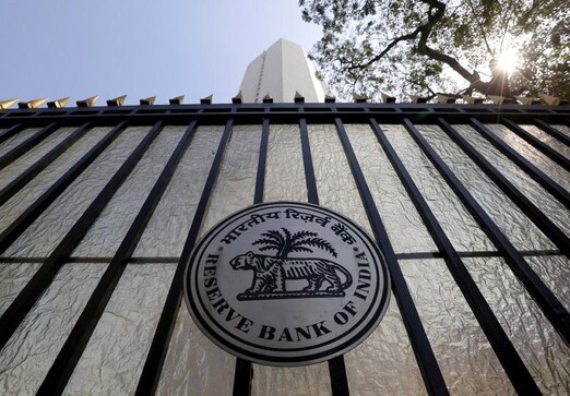 RBI sets high cut-off at forex swap auction, forward rates jump RBI sets high cut-off at forex swap auction, forward rates jump