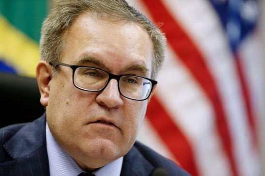 Trump finalises rollback of Obama-era vehicle fuel efficiency standards Trump finalises rollback of Obama-era vehicle fuel efficiency standards