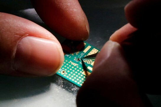 Global chip supply chain increasingly vulnerable to massive disruption, study finds