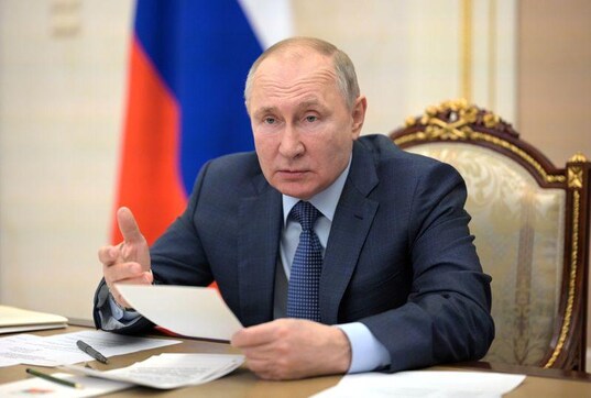Ukraine says Putin snubs Russian troop build-up talks, Moscow lashes U.S Ukraine says Putin snubs Russian troop build-up talks, Moscow lashes U.S