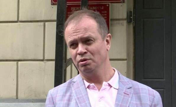 Russia investigates top rights lawyer defending Kremlin critic Navalny's group Russia investigates top rights lawyer defending Kremlin critic Navalny's group