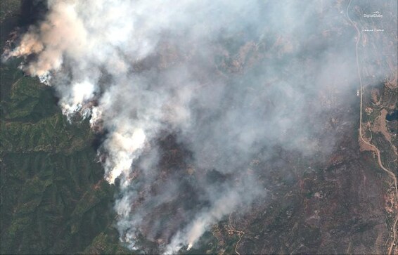 Gusty winds persist, spreading fires in western U.S. Gusty winds persist, spreading fires in western U.S.