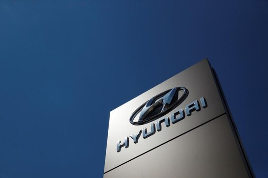 EU resumes Hyundai, Daewoo deal probe, sets September 3 deadline EU resumes Hyundai, Daewoo deal probe, sets September 3 deadline